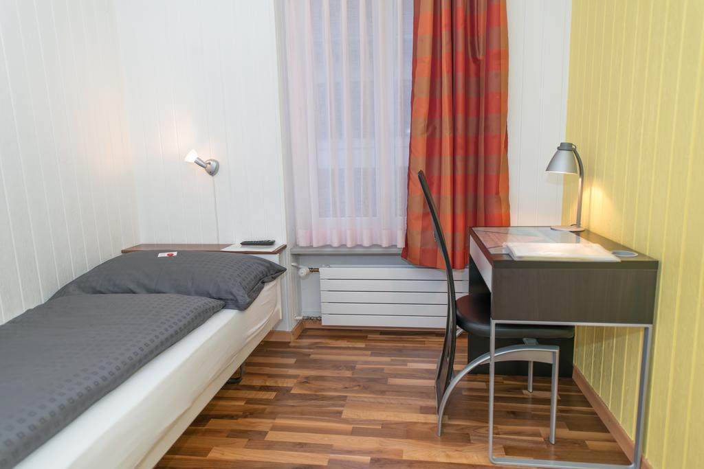 Hotel Rotes Haus Brugg  Exterior foto