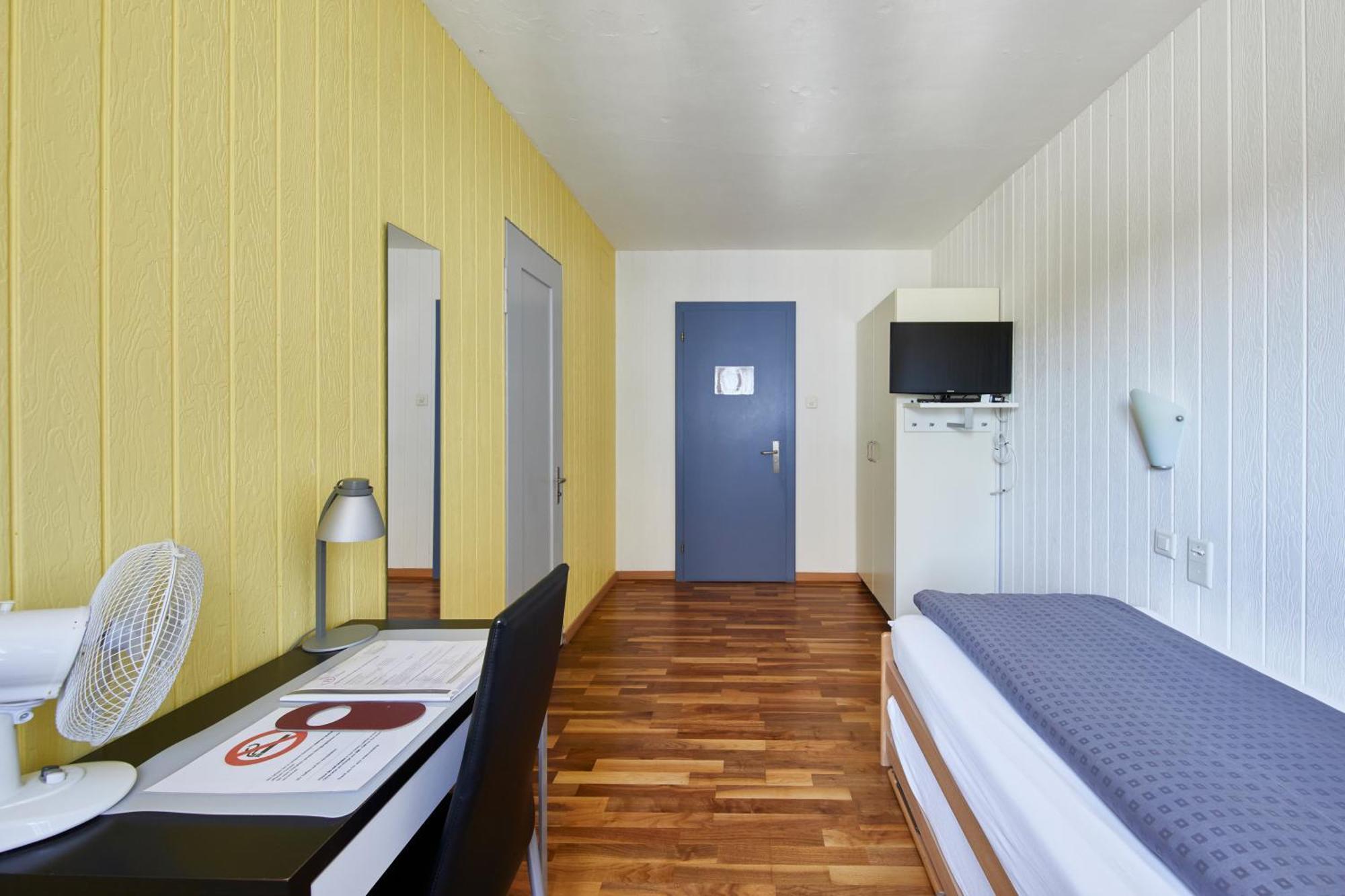 Hotel Rotes Haus Brugg  Exterior foto